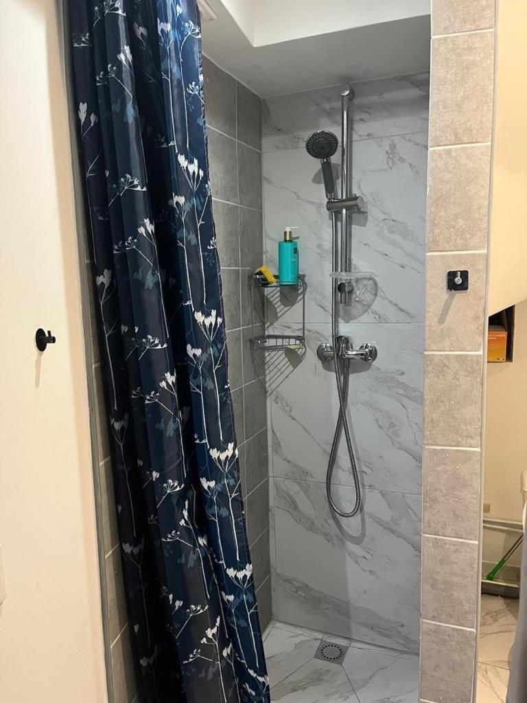 דירות סרסל Charmant Studio Dans Maison מראה חיצוני תמונה